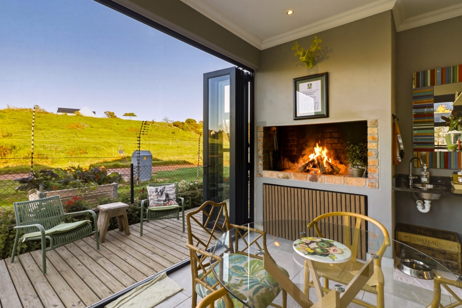 3 Bedroom Property for Sale in Aan de Wijnlanden Western Cape